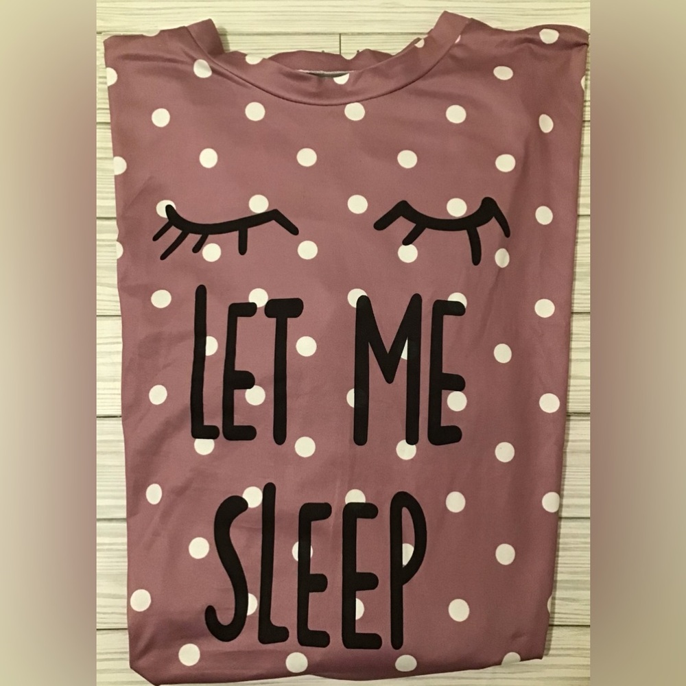 Woman’s Oversized Sleep T-Shirt